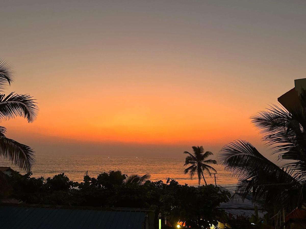 Buddha Beach Hotel Ковалам Экстерьер фото
