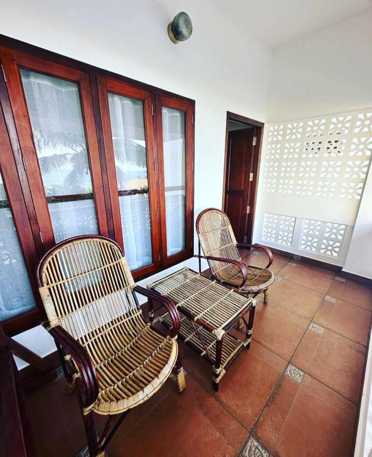 Buddha Beach Hotel Ковалам Экстерьер фото